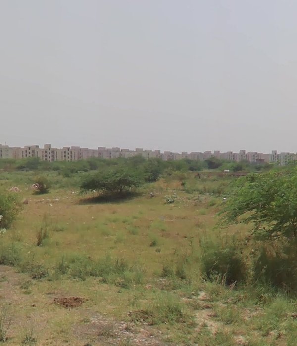 Rohini Sector 34 Plot for Sale - C5-1158c Front View