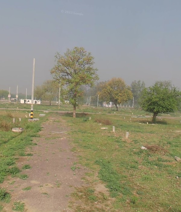 Rohini Sector 36 Plot for Sale - A1-543b Side Angle