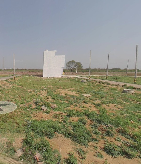 Rohini Sector 37 Plot for Sale - A1 | 340b Side Angle